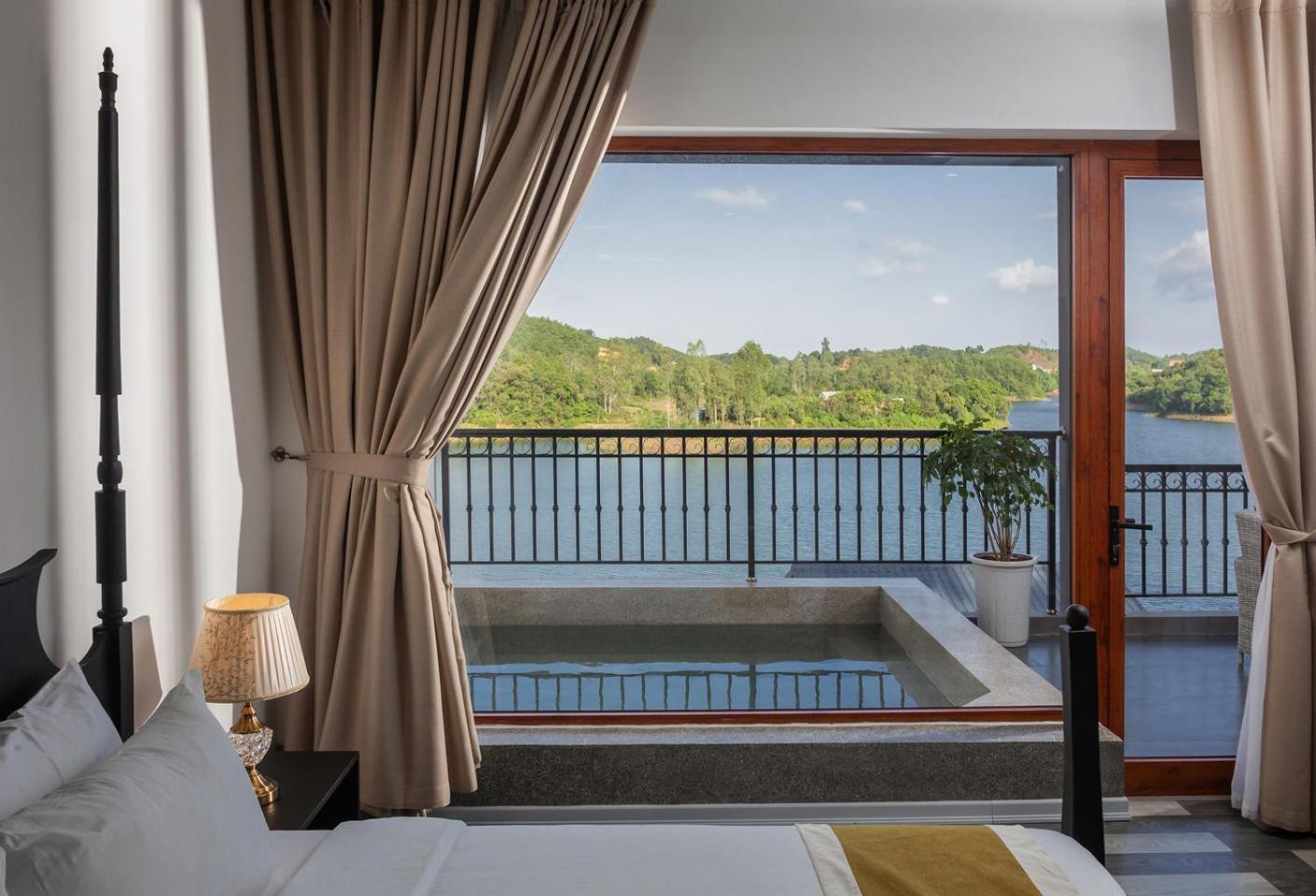 Phong Nha Lake House Resort Esterno foto