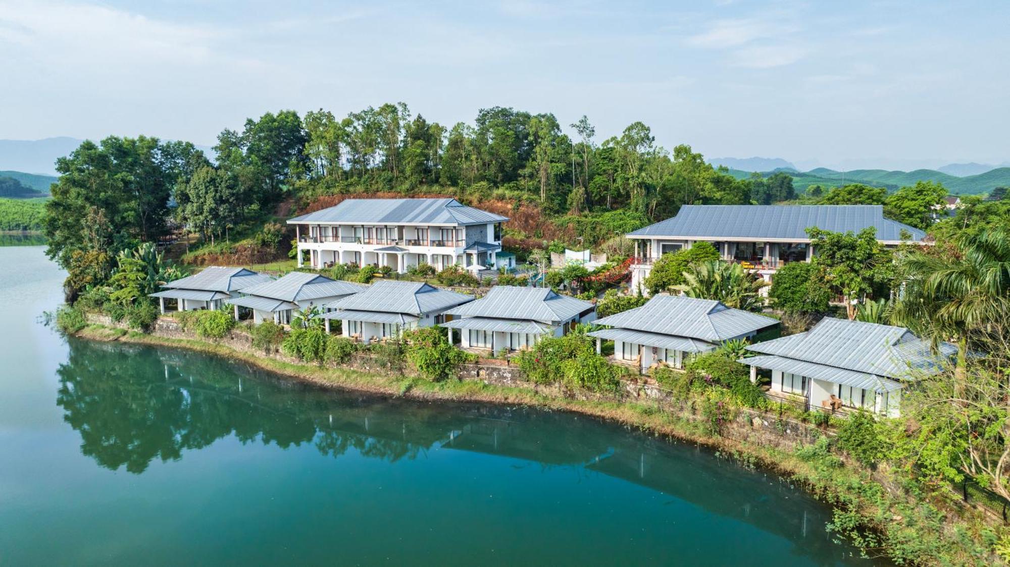 Phong Nha Lake House Resort Esterno foto